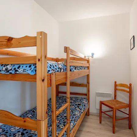 Avec Piscine Apartment